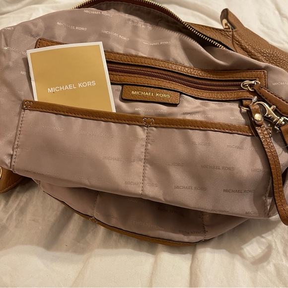 MICHAEL KORS Fulton Brown Leather Chain Large Three Compartments Shoulder Bag - Picture 9 of 15